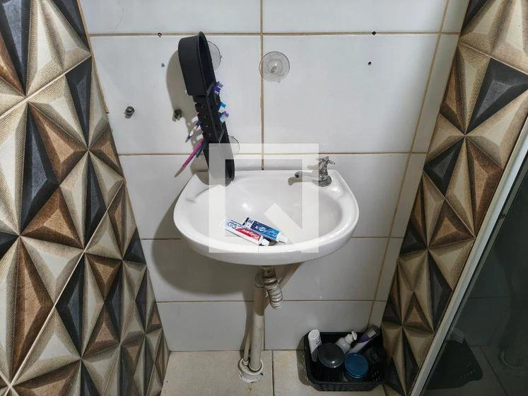 Apartamento de 50 m² com máquina de lavar e banheira — photo 19