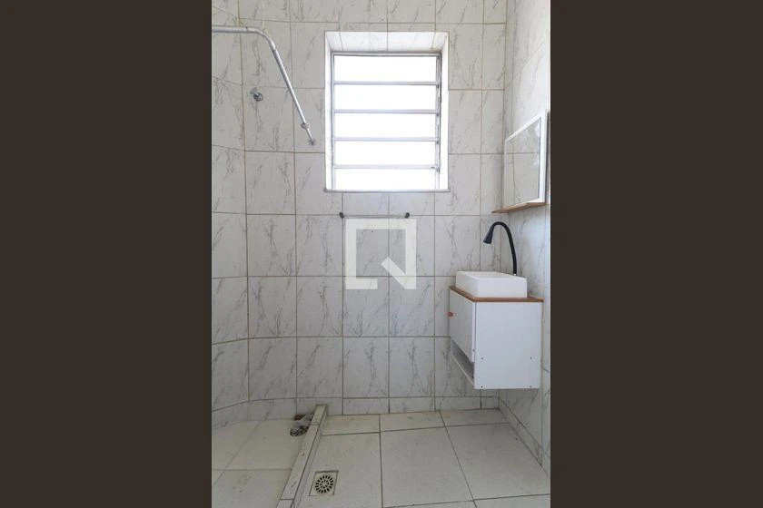 Apartamento sem mobília com 2 quartos e cozinha separada — photo 33