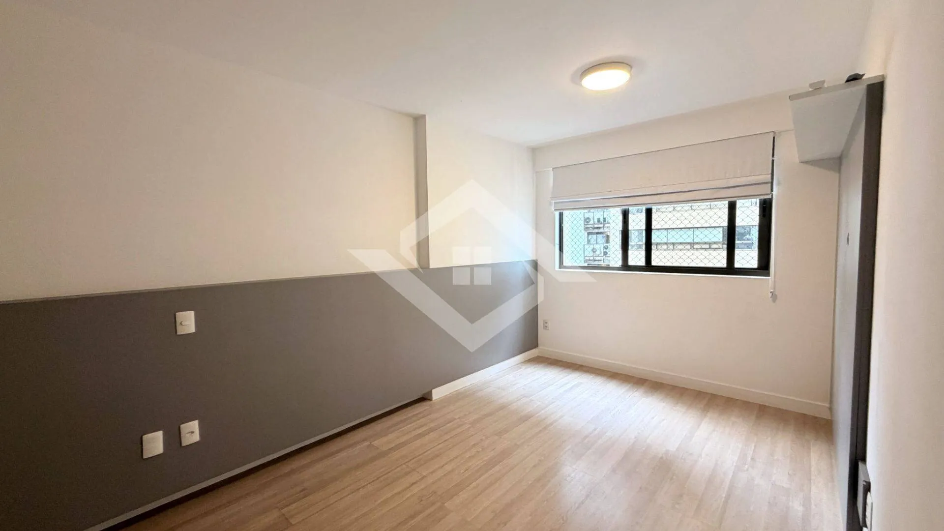 3-bedroom apartment in a building with a sauna — photo 3