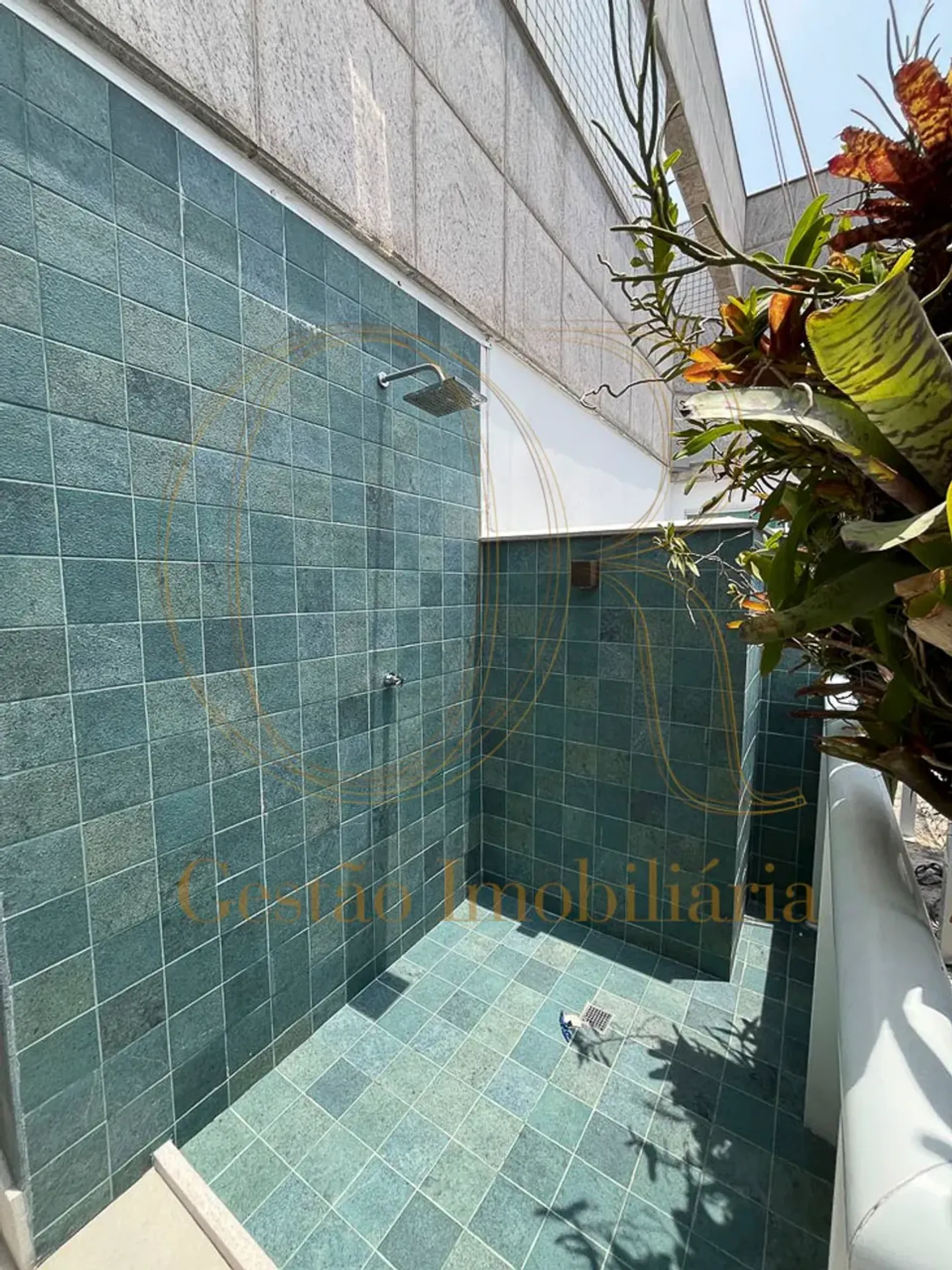 Apartamento mobiliado de 290 m² com 3 quartos e 4 banheiros — photo 33