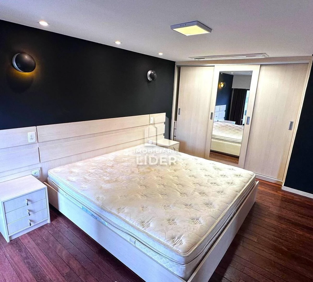 One-bedroom apartment with a bathtub in Curitiba — photo 3