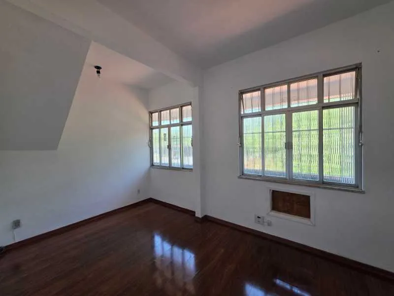 Residential apartment with 3 bedrooms and 2 bathrooms — photo 3