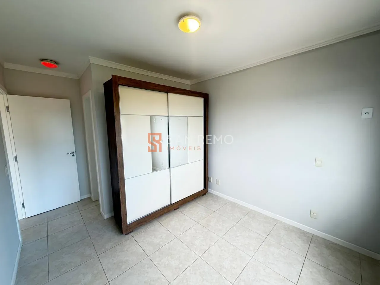 Apartamento 87 m² con 2 dormitorios, 1 suite y 3 baños — photo 7