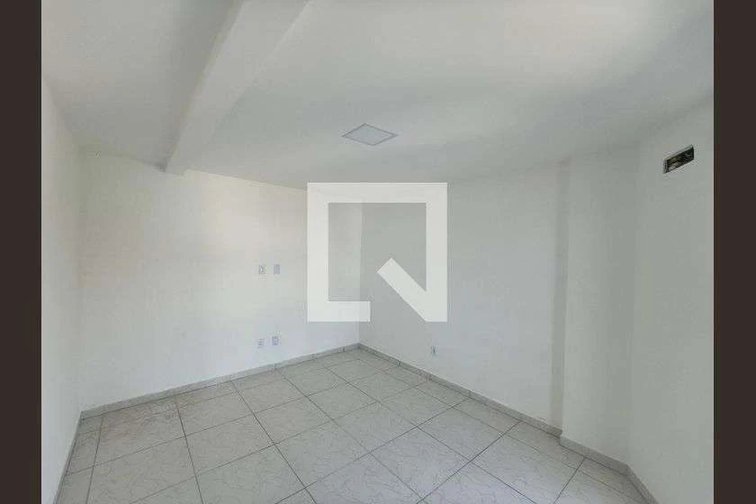 Apartamento de 1 dormitorio con balcón y vistas a las montañas — photo 14