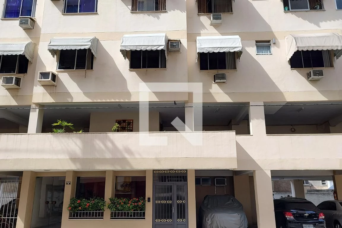 Furnished 2-bedroom apartment with enclosed kitchen and balcony — photo 29