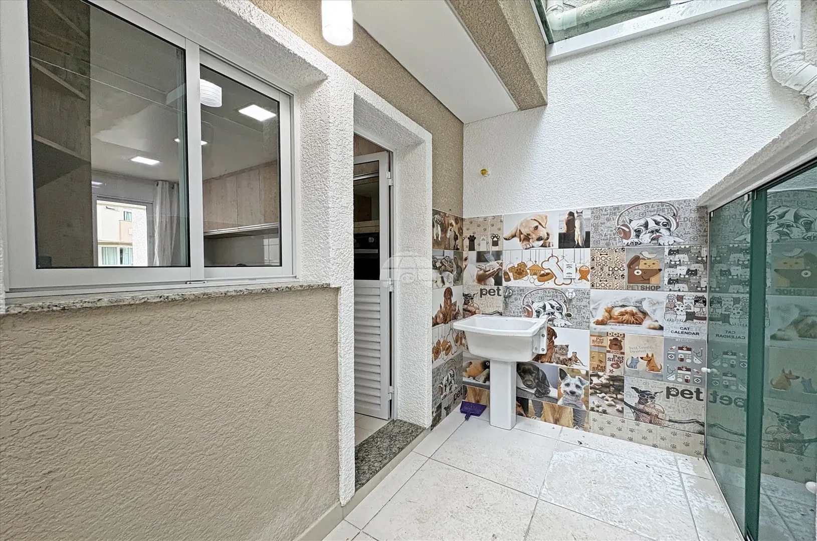 Casa, 172 m², com varanda envidraçada — photo 3