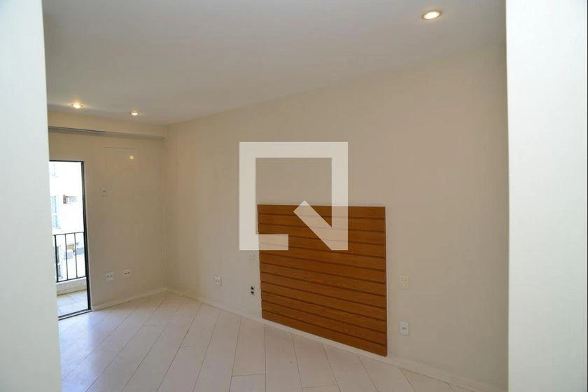 Apartamento para aluguel com 3 quartos e varanda de vidro — photo 41