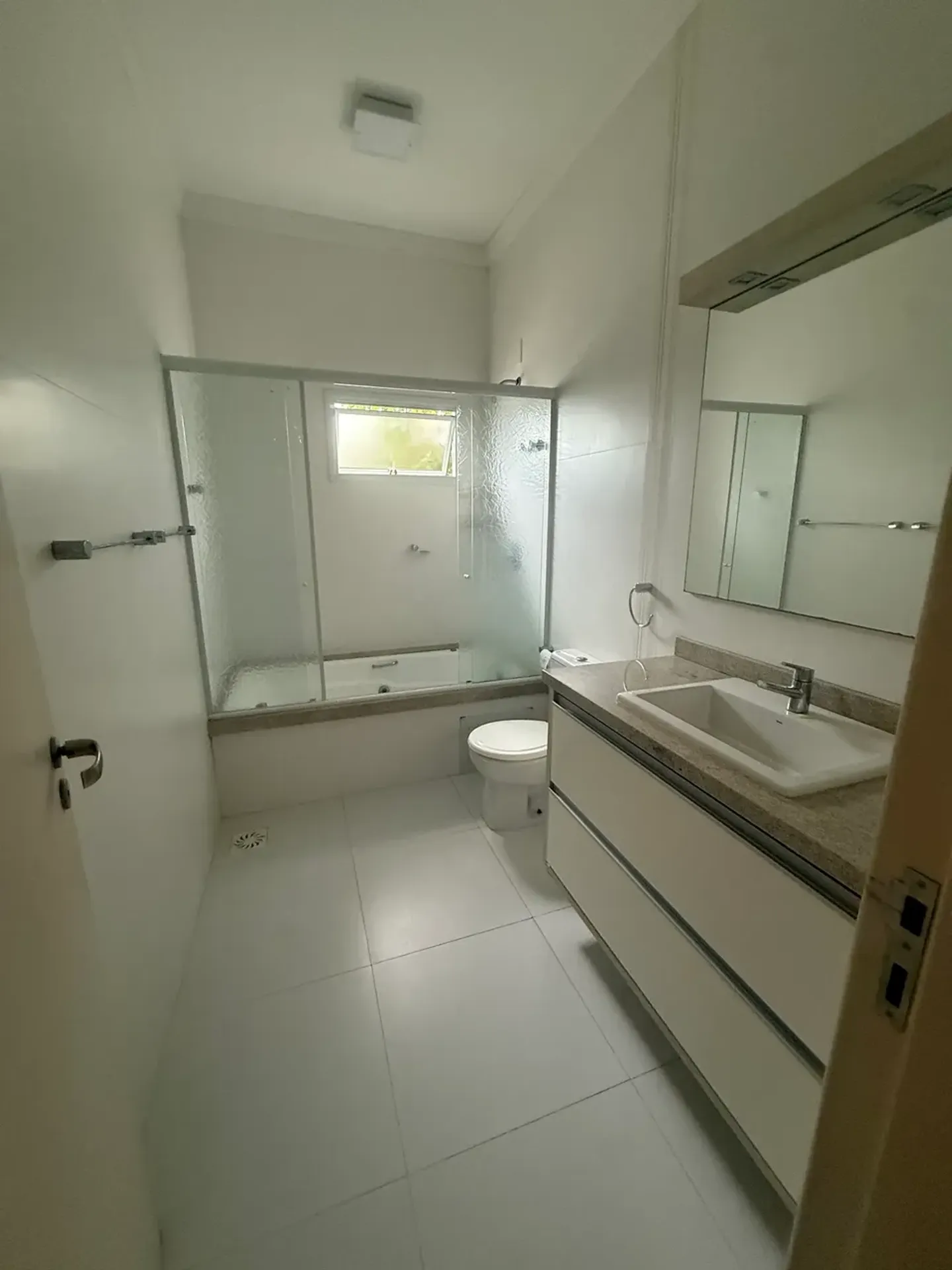 Casa mobiliada com 450 m², 3 dormitórios e 4 banheiros — photo 7
