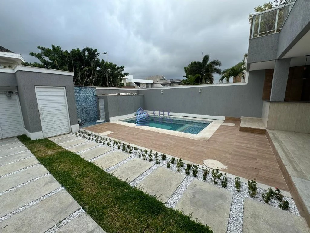 House with 5 bedrooms and 360 m² plus 4 parking spots — photo 4