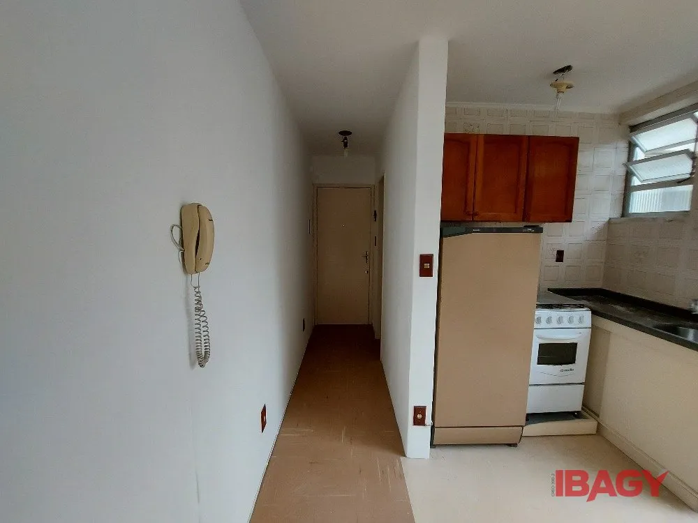 38 m² 1-bedroom apartment with no parking — photo 6