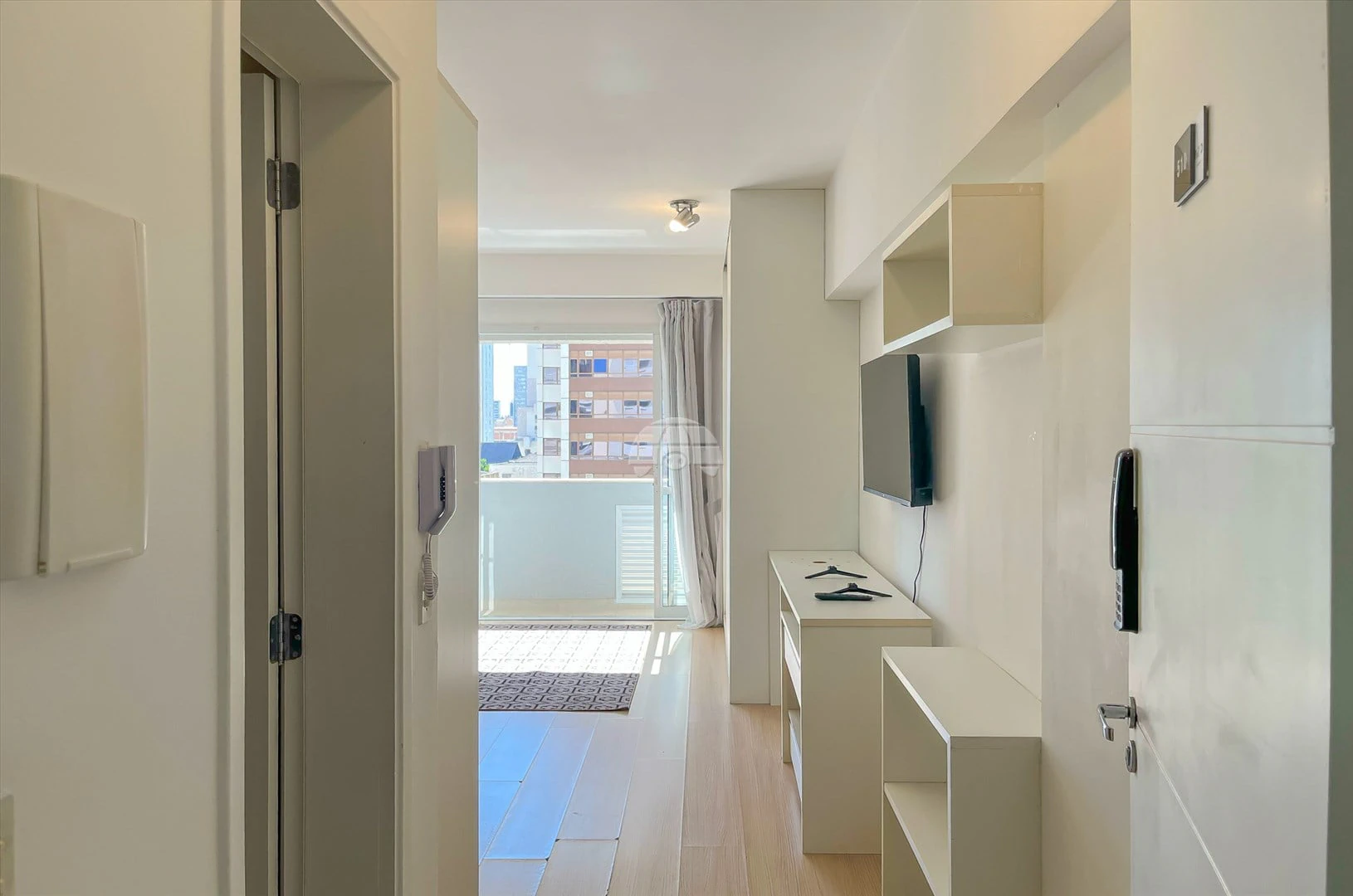 Студия 33 м² с кухней открытой планировки и 1 ванной — photo 3