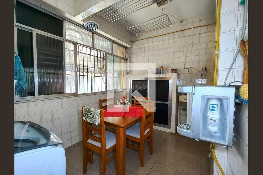 Apartamento com 3 quartos e cozinha fechada — photo 43