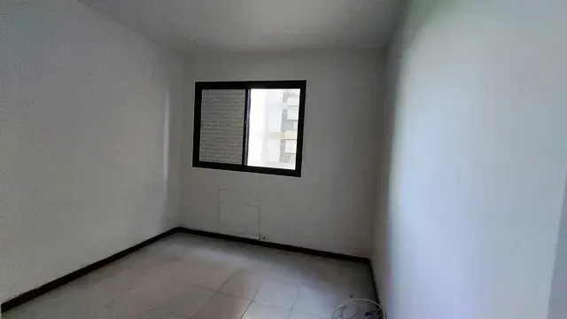 Apartamento com 3 quartos e varanda — photo 41