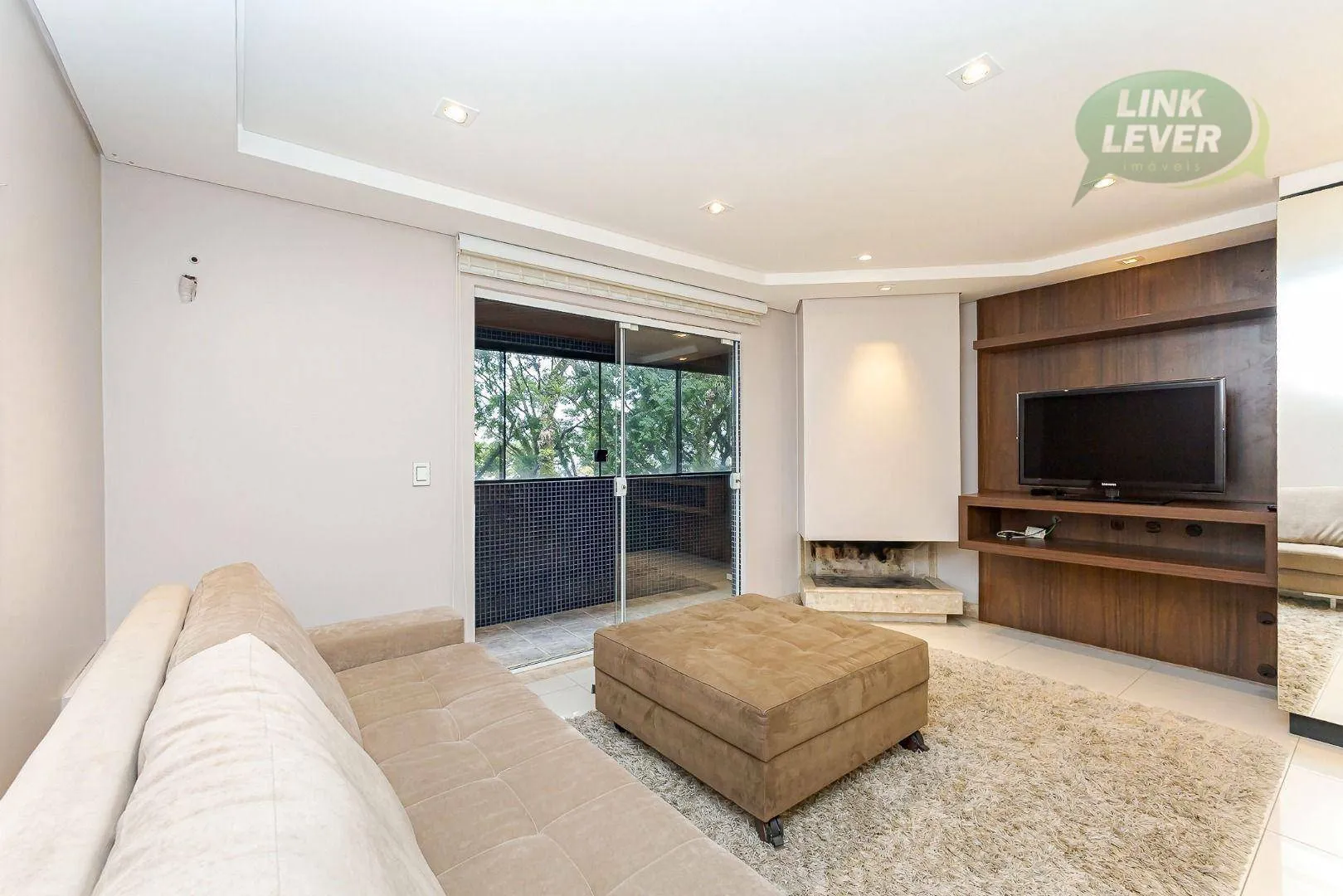 Apartment with 3 bedrooms, balcony and 135 m² — photo 3