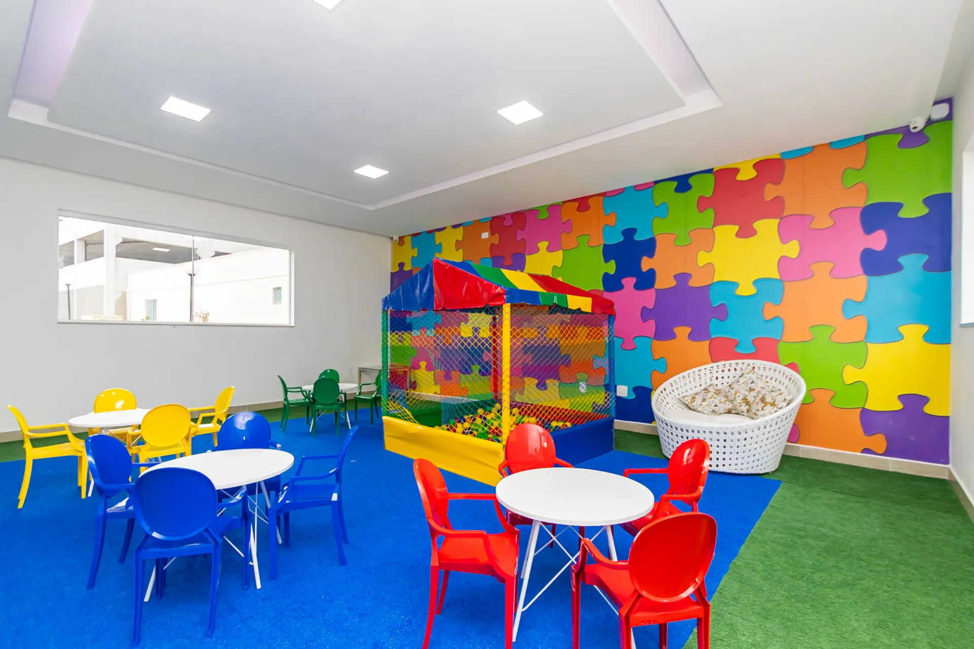 Робоче місце та 2 спальні: квартира 42 м² — photo 52