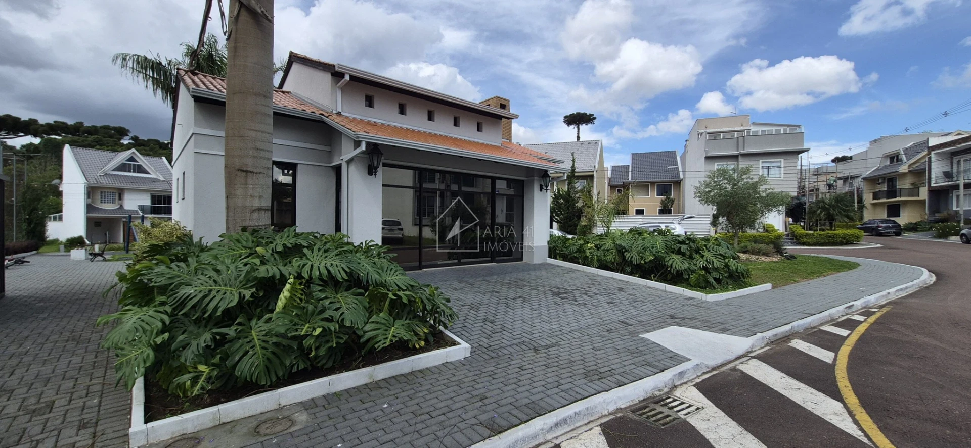 3-bedroom house, 1 with its own bathroom, 162 m², Curitiba