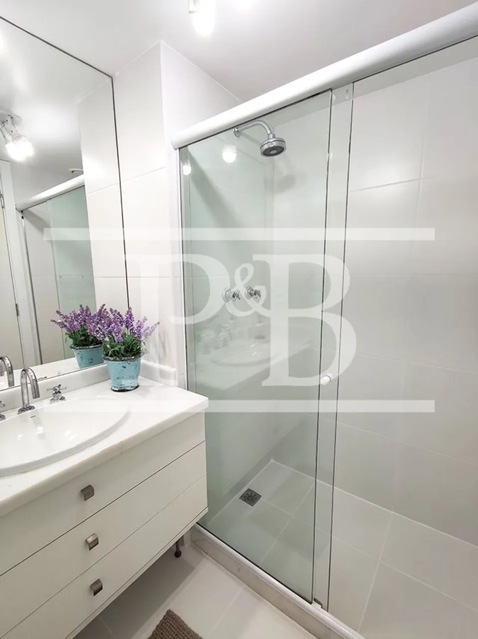 Furnished 2-bedroom apartment with 2 bathrooms, 90 m² — photo 9