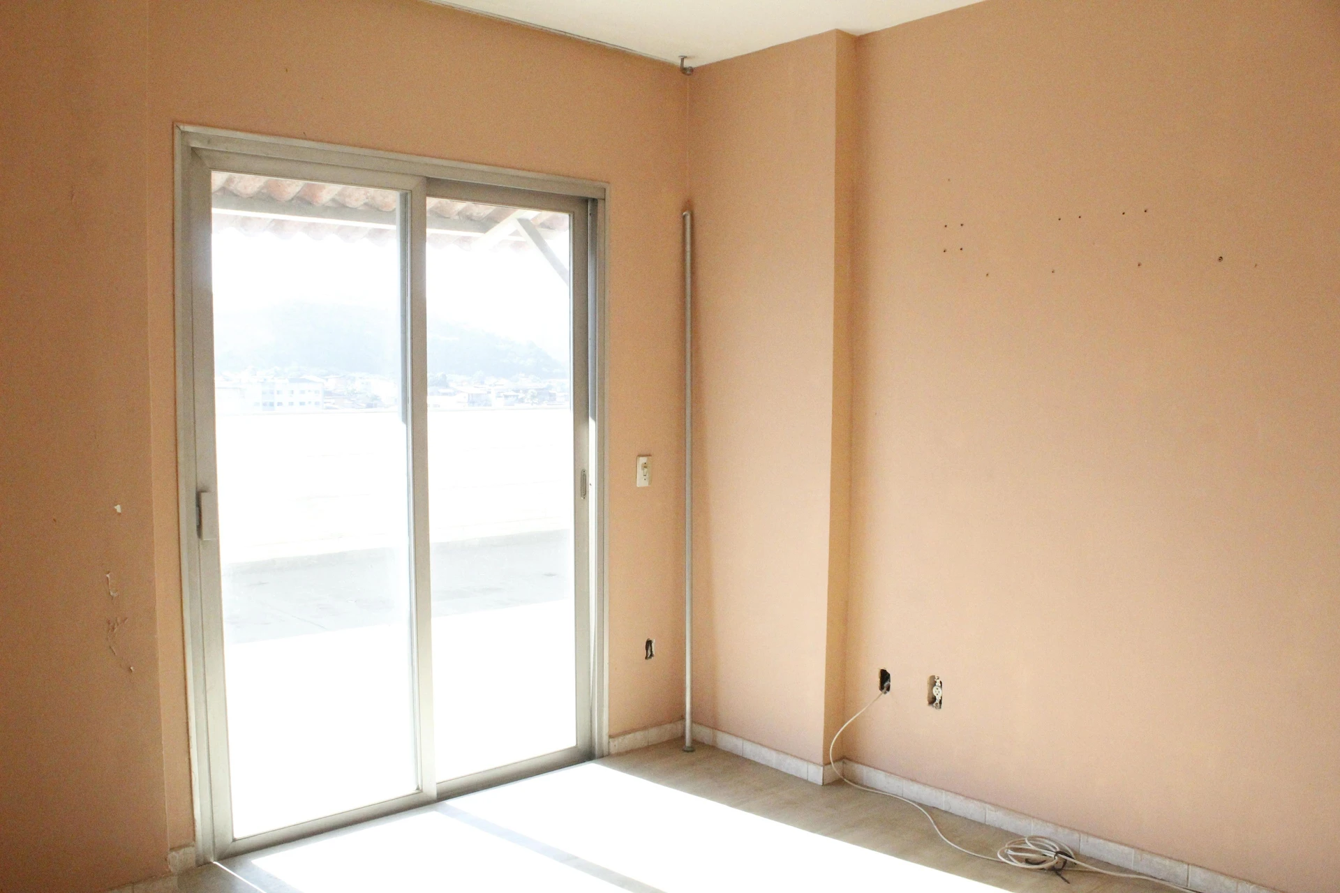 Rental apartment with 4 bedrooms and a balcony — photo 32