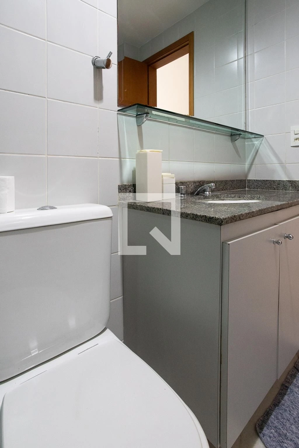 Furnished apartment, 85 m², with a home office — photo 19