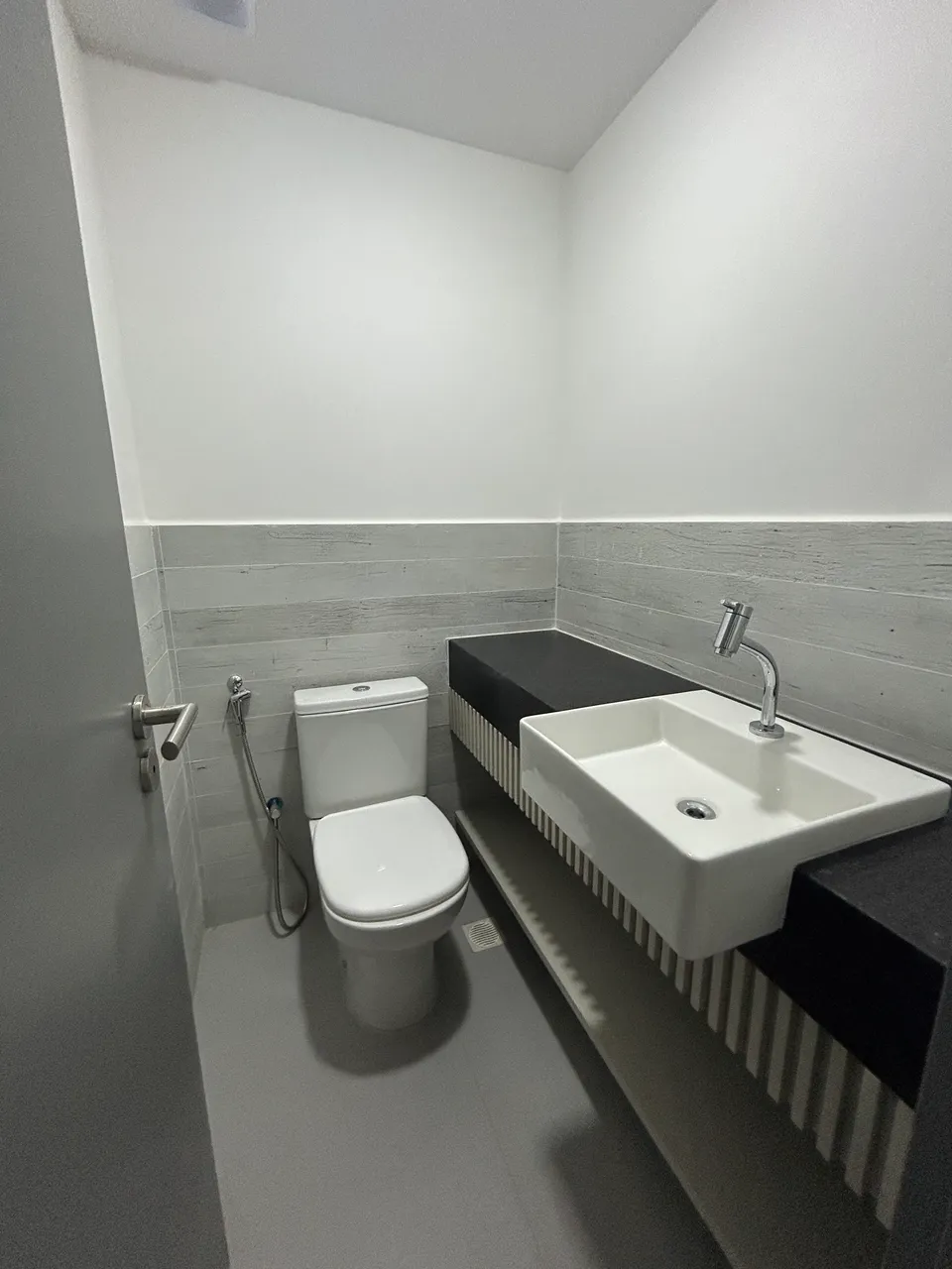 Apartment, 138 m², with a water view — photo 13