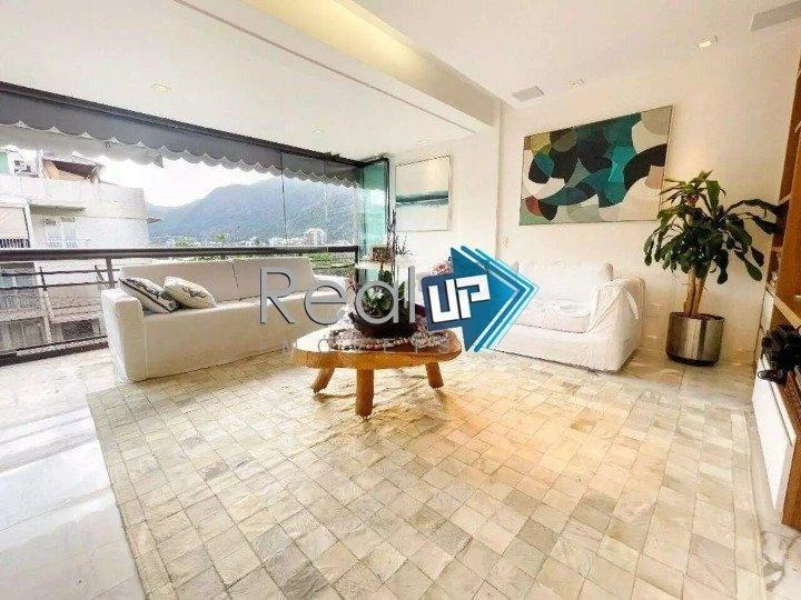 Furnished penthouse with 162 m² and 4 bedrooms — photo 10