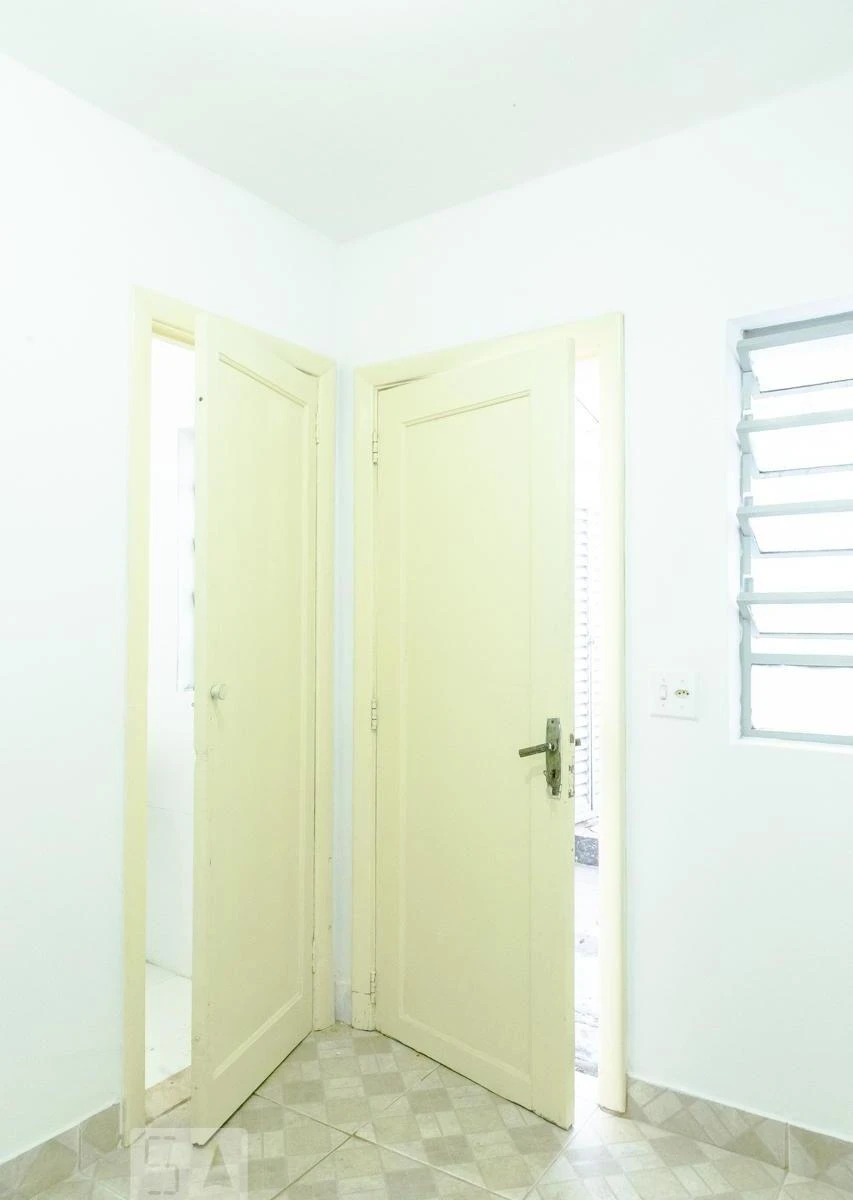 Rental house with 3 bedrooms and 267 m² — photo 34