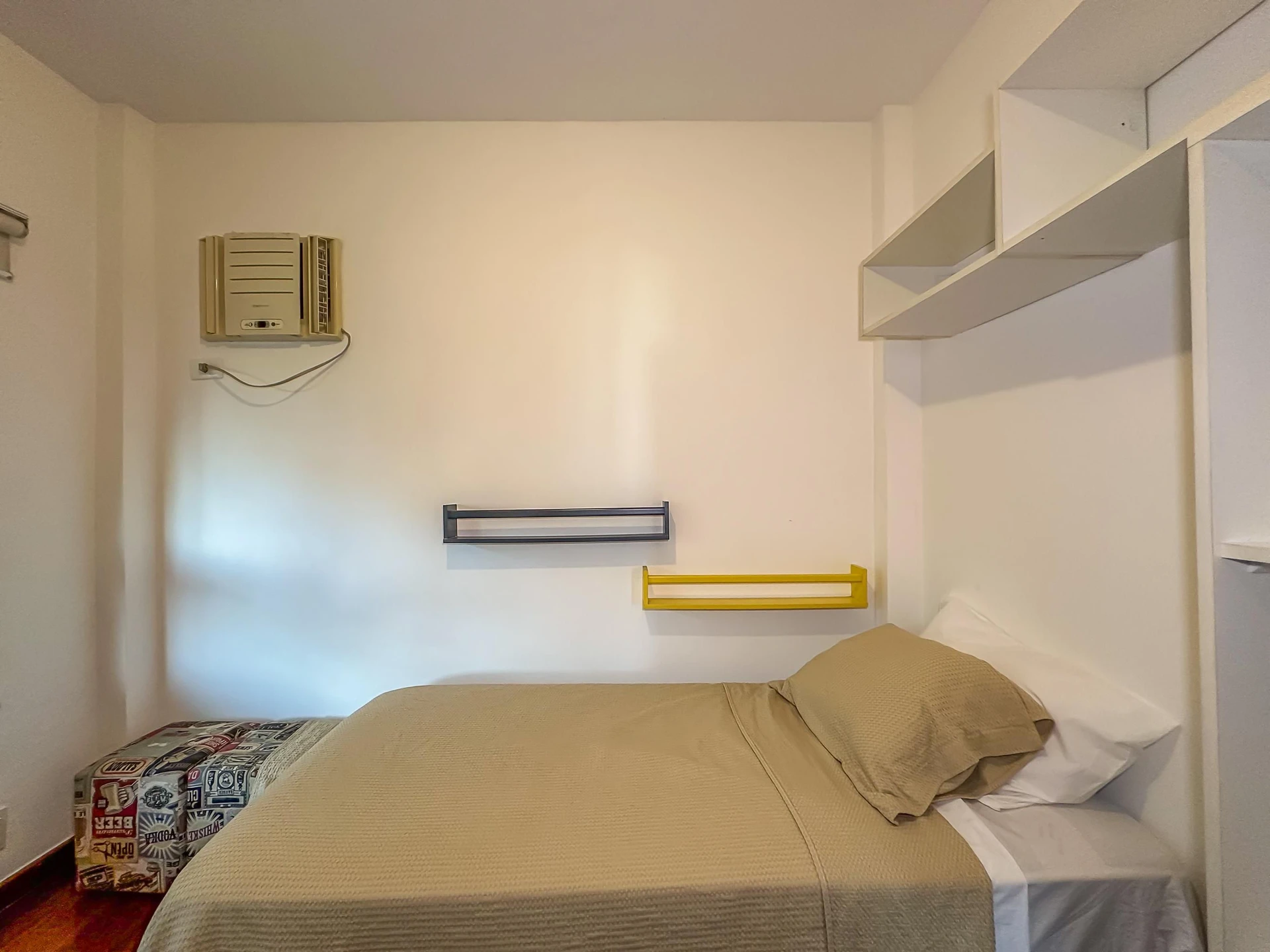 Furnished 2-bedroom apartment with open views — photo 19