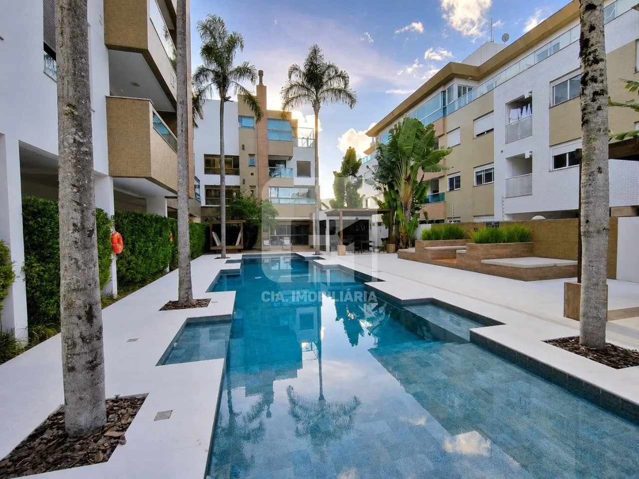 Furnished 1-bedroom apartment with 68 m²