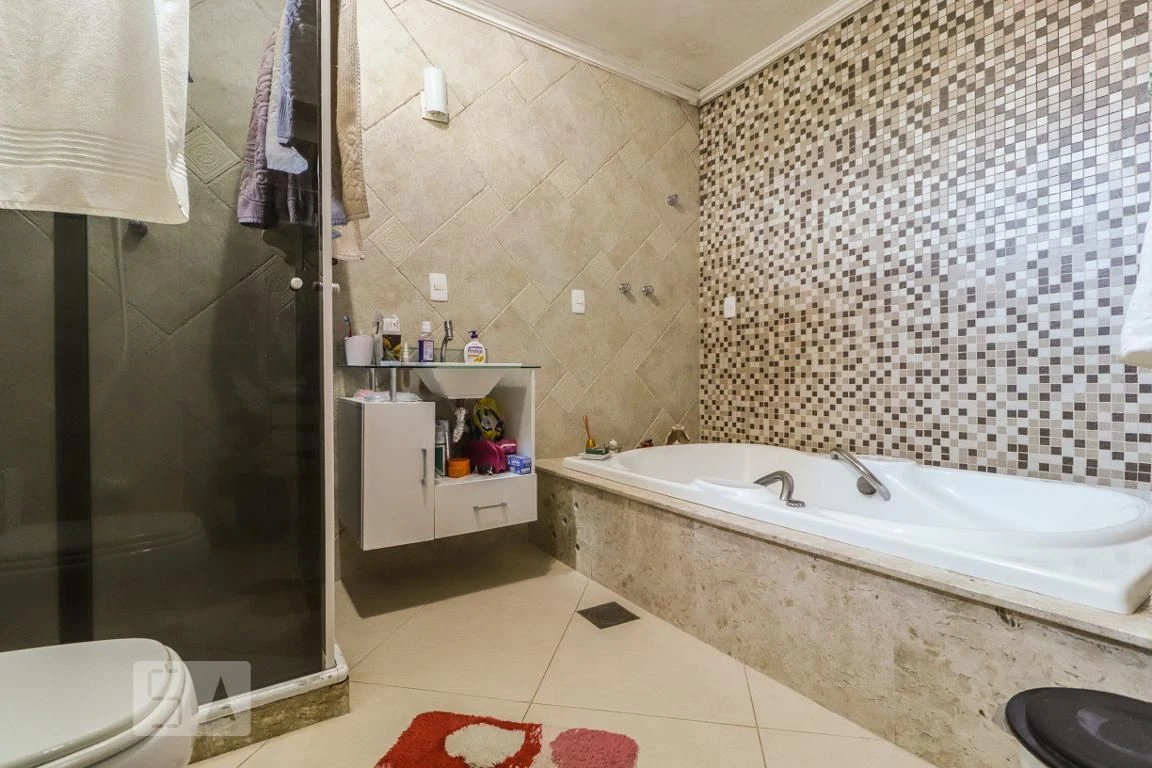 Furnished house with 3 bedrooms and private yard — photo 12