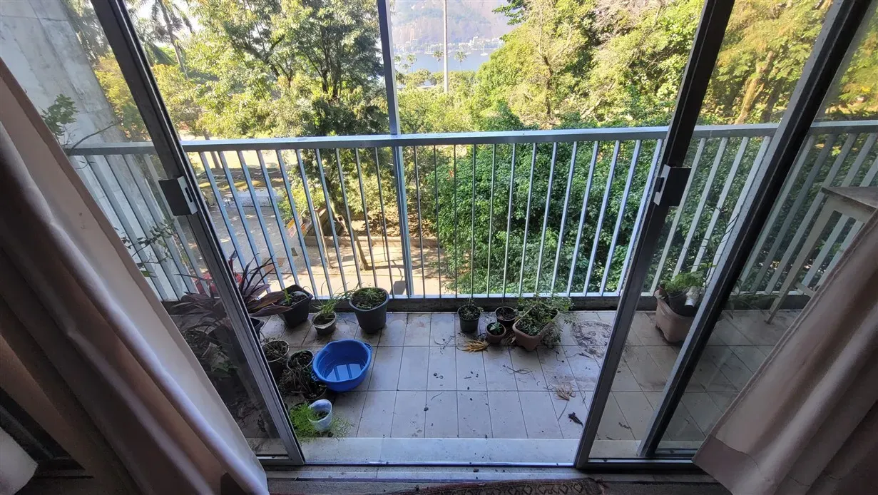 4-bedroom apartment with 280 m² and a glassed balcony — photo 10
