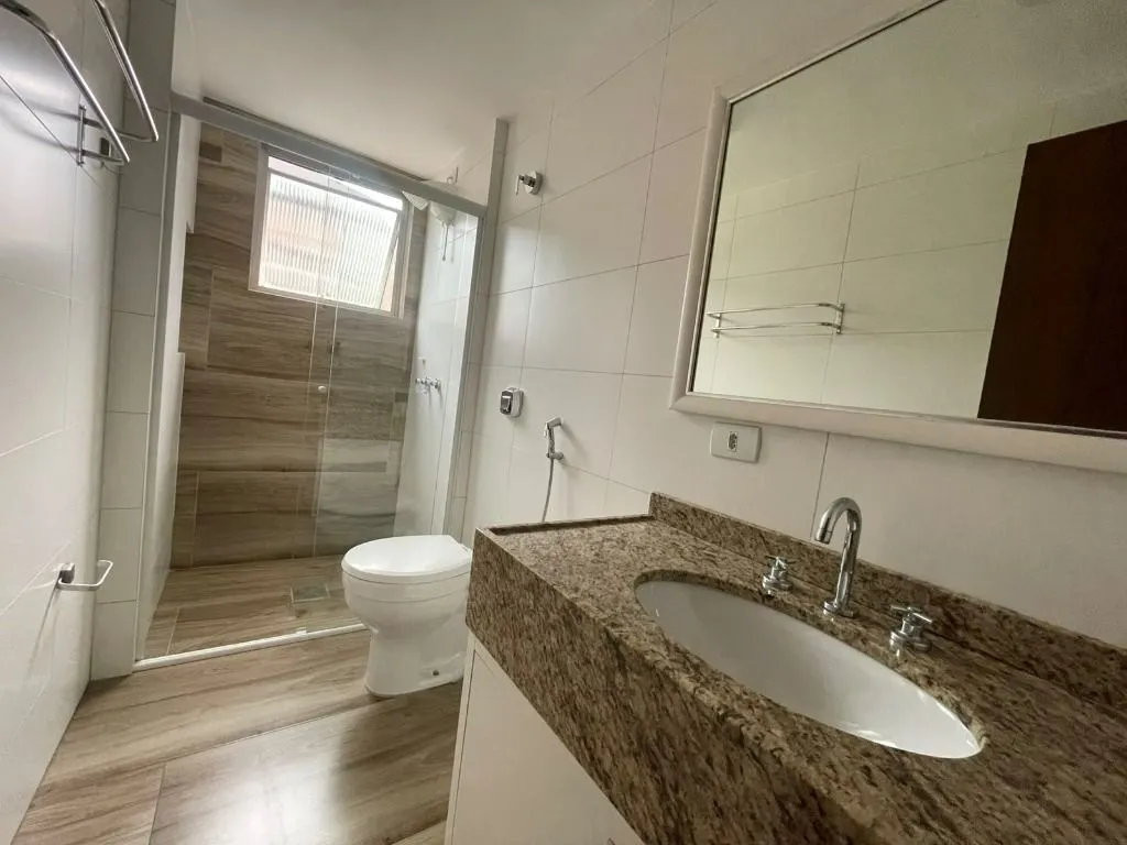 3-bedroom apartment, 1 with its own bathroom, 90 m² — photo 31