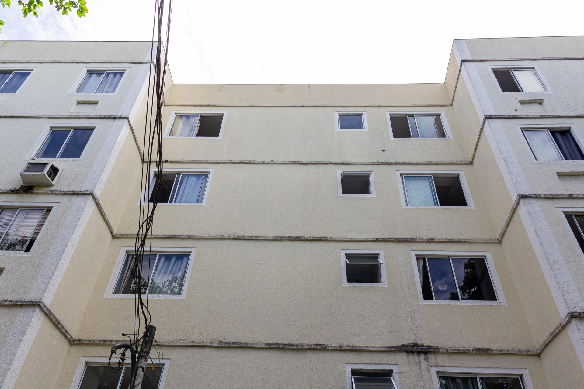 Apartamento mobiliado de 2 quartos em condomínio com piscina — photo 29