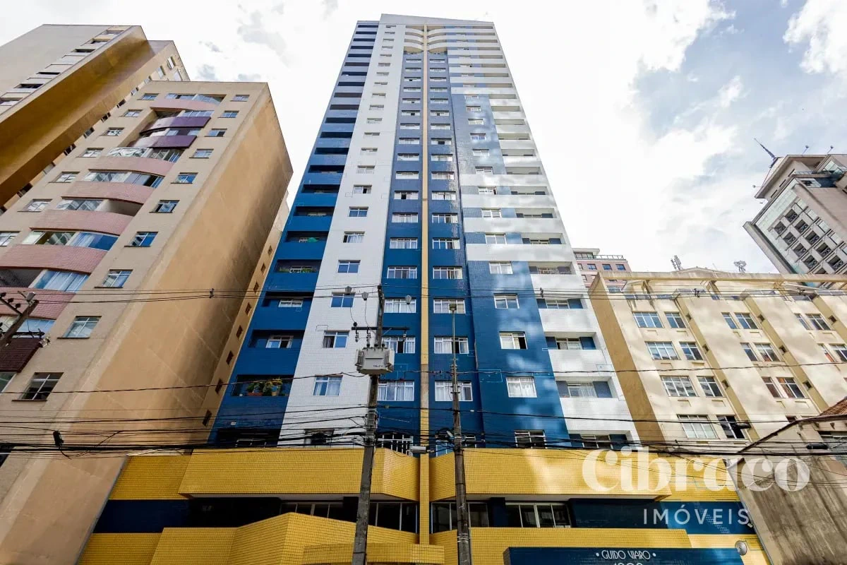 2-bedroom apartment with a home office in Curitiba — photo 22