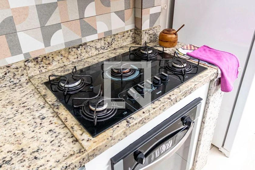 2-bedroom apartment with a washing machine — photo 31