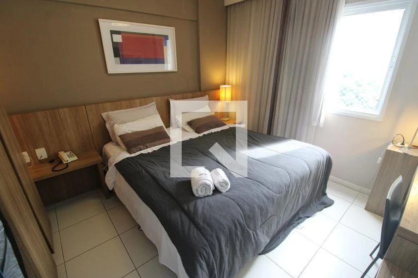 Apartamento amueblado de 40 m² con 1 dormitorio y balcón — photo 8