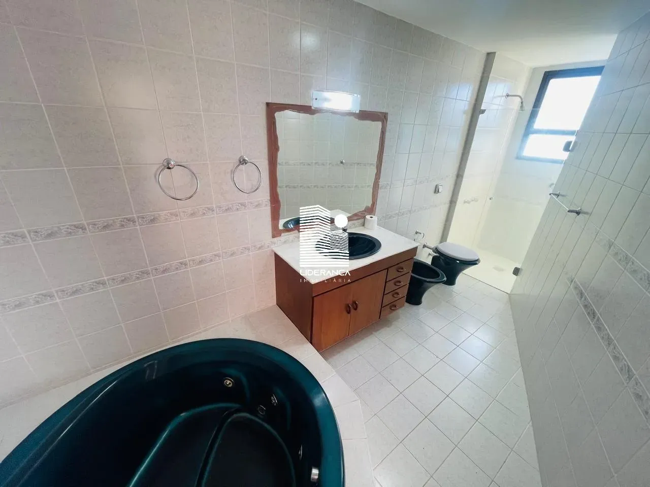 350 m² apartment with 3 en-suite bedrooms and 3 parking — photo 20