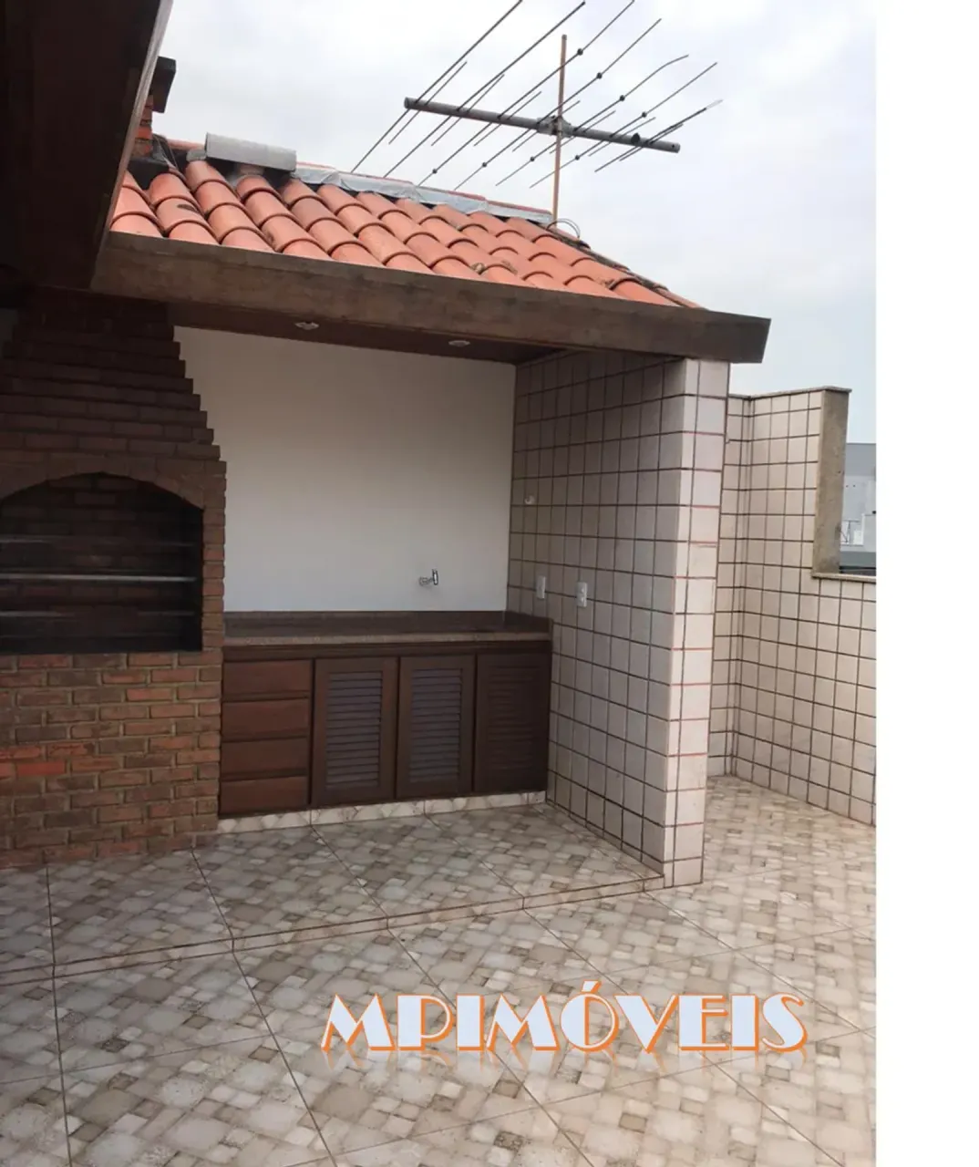 Unfurnished house with 3 bedrooms and 4 bathrooms — photo 6