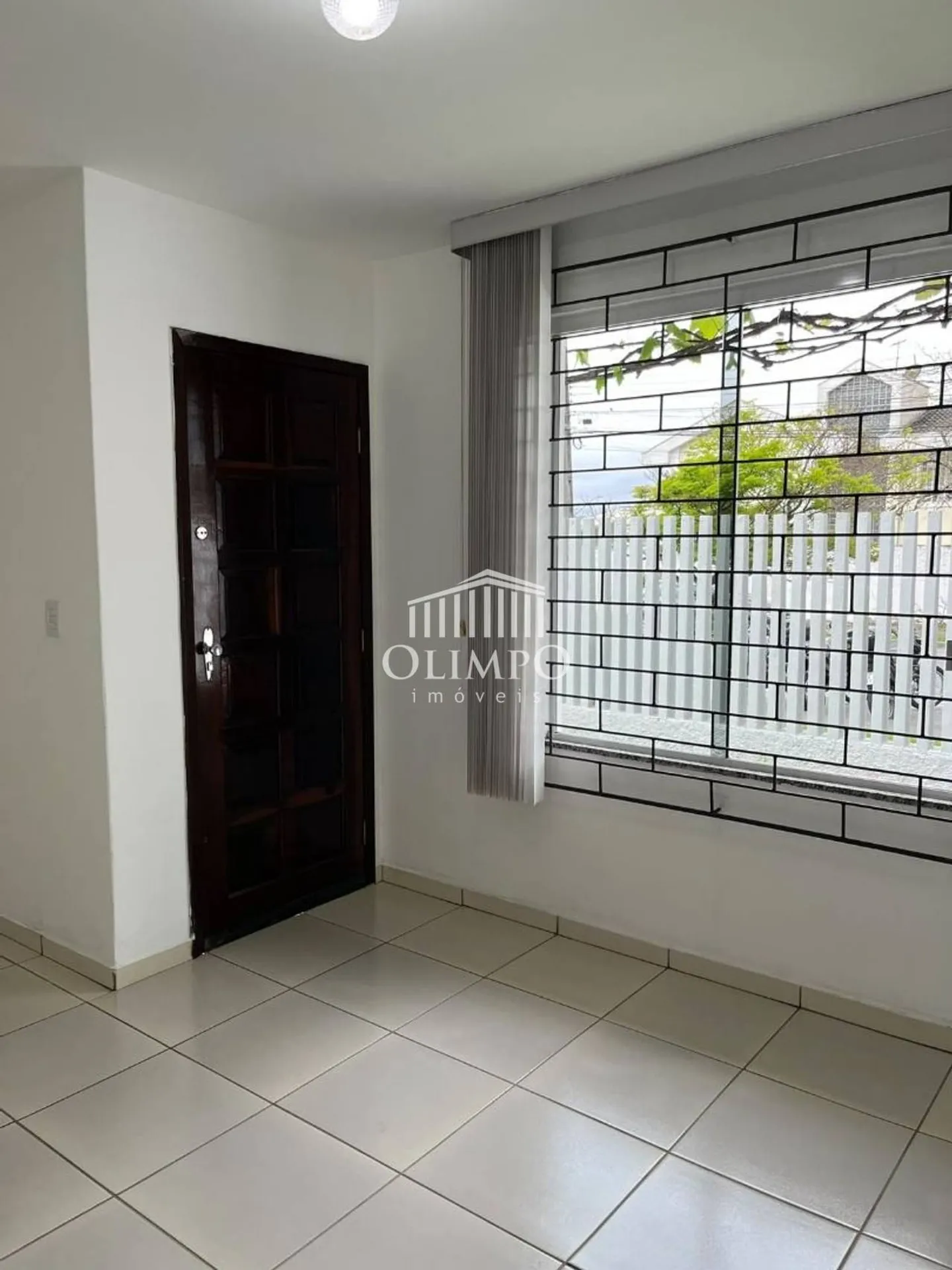 2-bedroom, 94 m² house in Curitiba