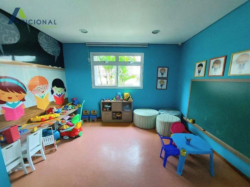 Home office in a 3-bedroom apartment, 69 m² — photo 36