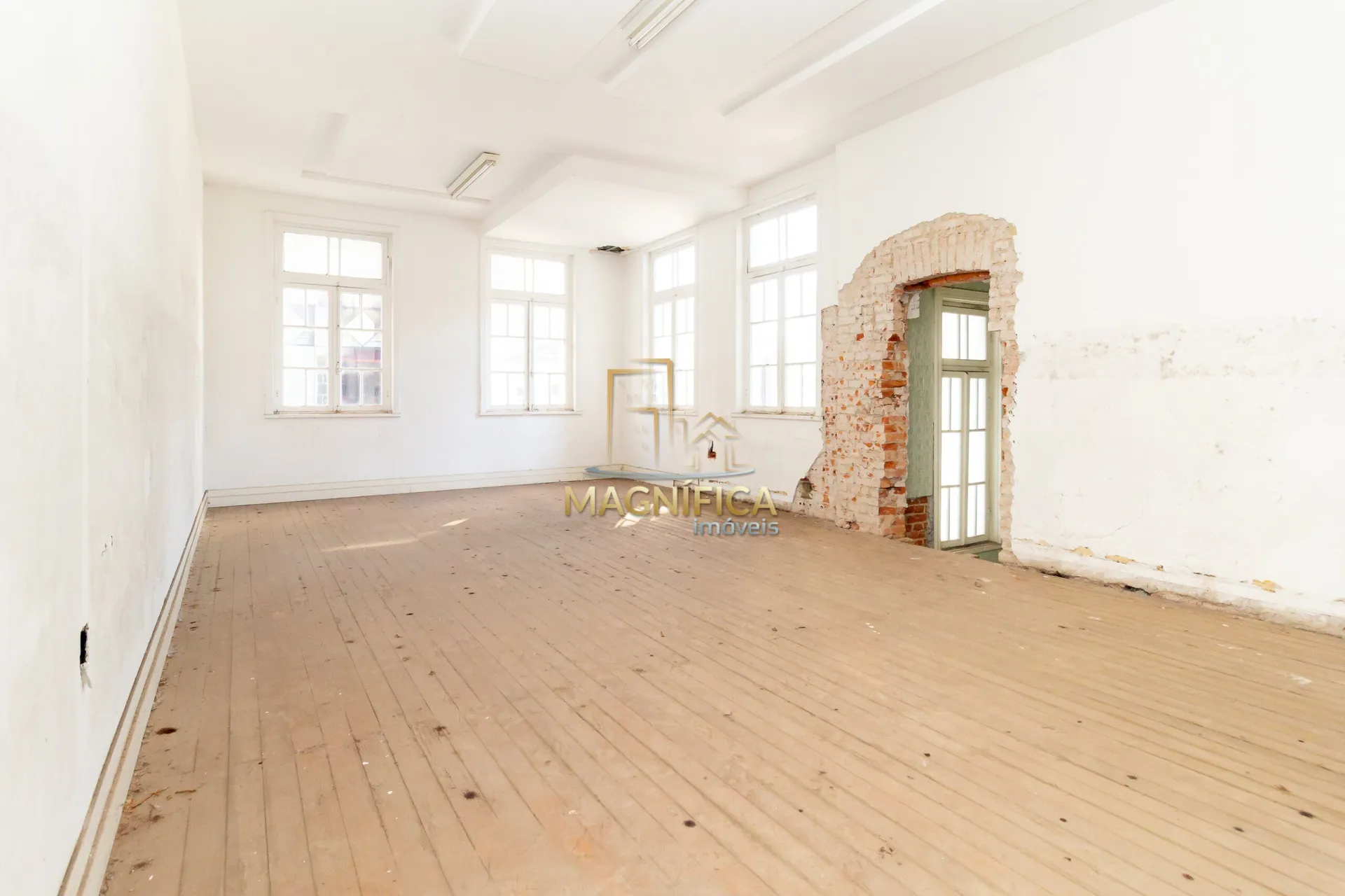 Commercial house with 1 bedroom and balcony, 501 m² — photo 7