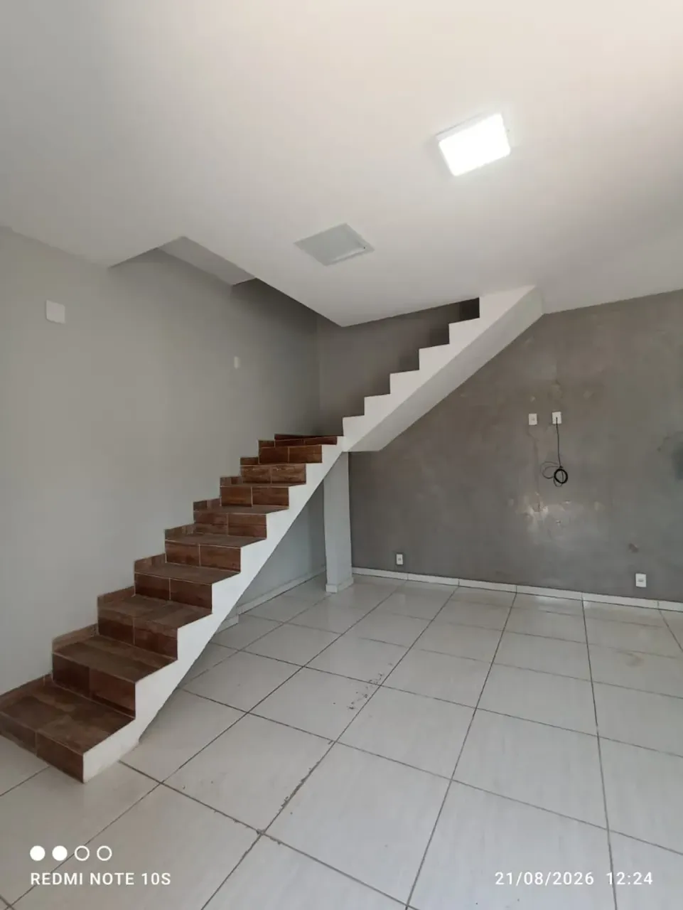 Unfurnished duplex house with 200 m² and 2 bedrooms — photo 19