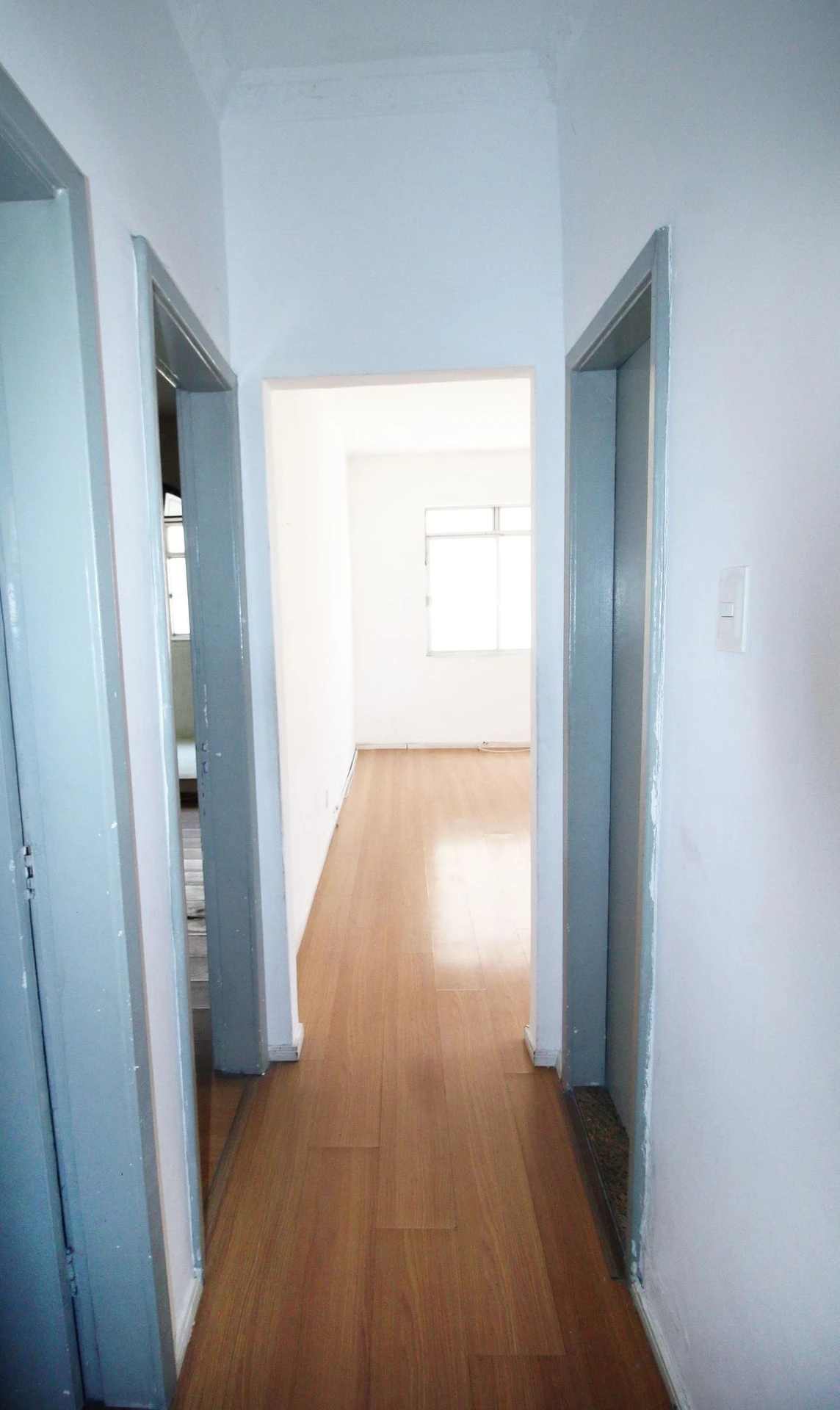 Apartment, 30 m², with wood or laminate floors — photo 29