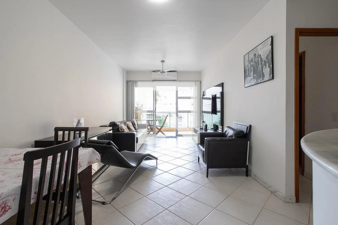 Furnished apartment, 85 m², with a home office