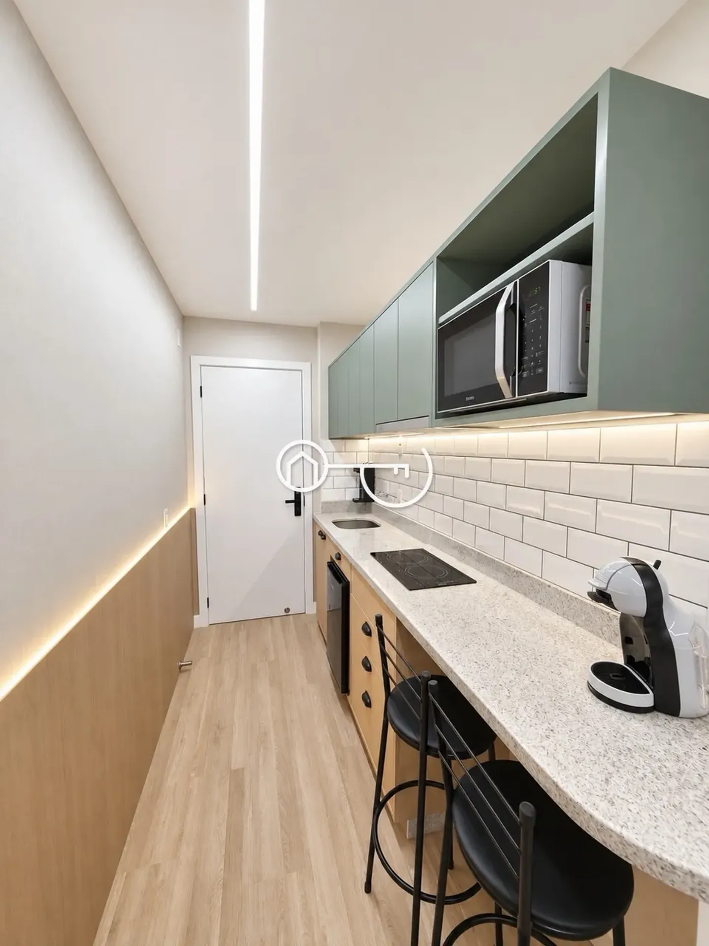 Furnished apartment, 93 m², with a mountain view — photo 44
