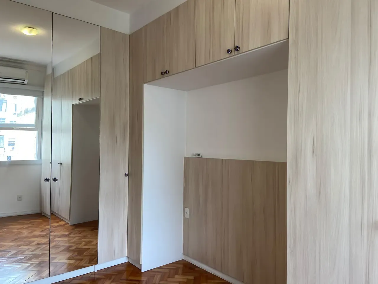 Apartment on the 7th floor with wood or laminate floors — photo 15