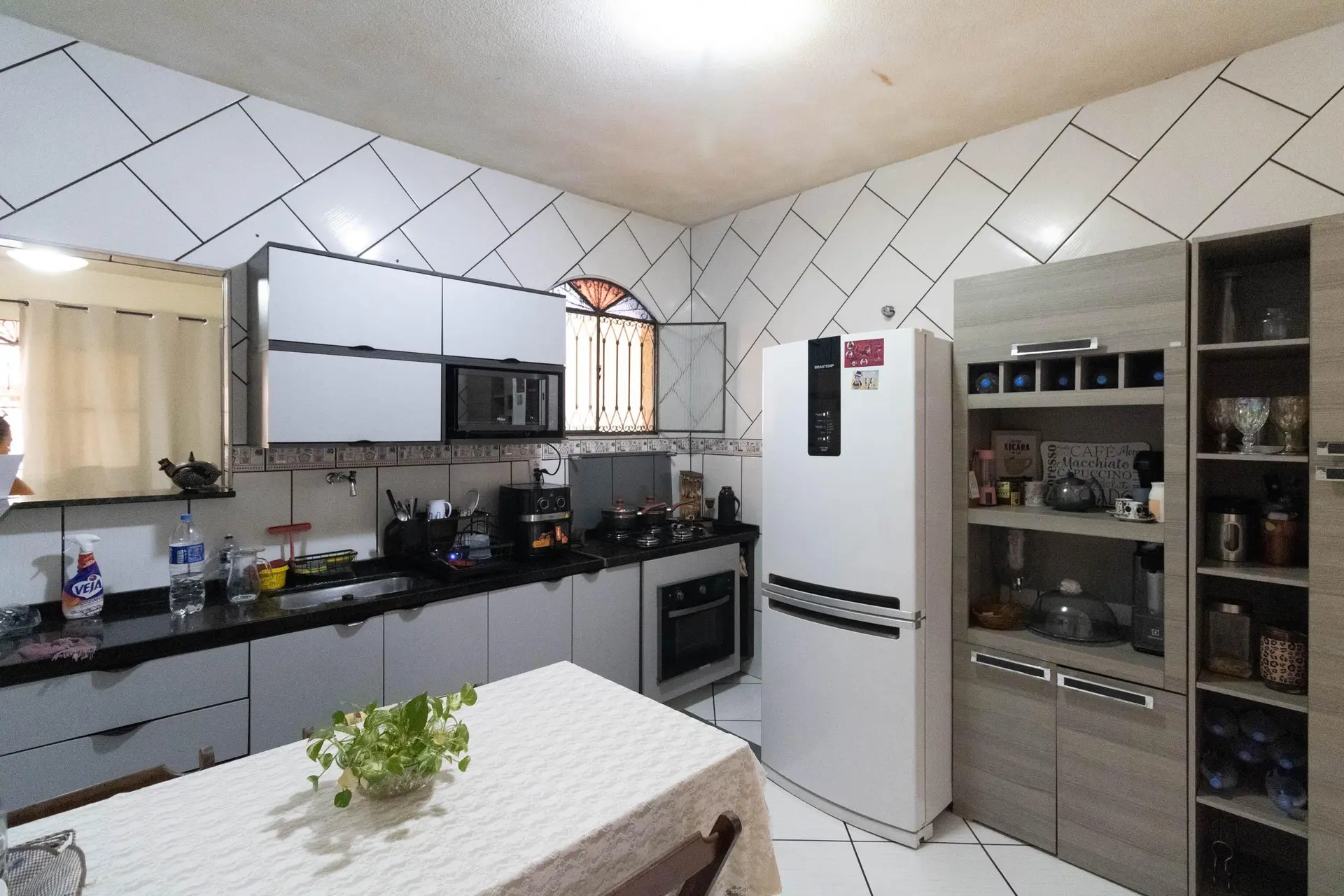 Меблированный дом с 3 спальнями и 3 парковками — photo 4