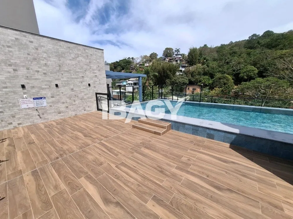 2-bedroom apartment with a private BBQ — photo 34