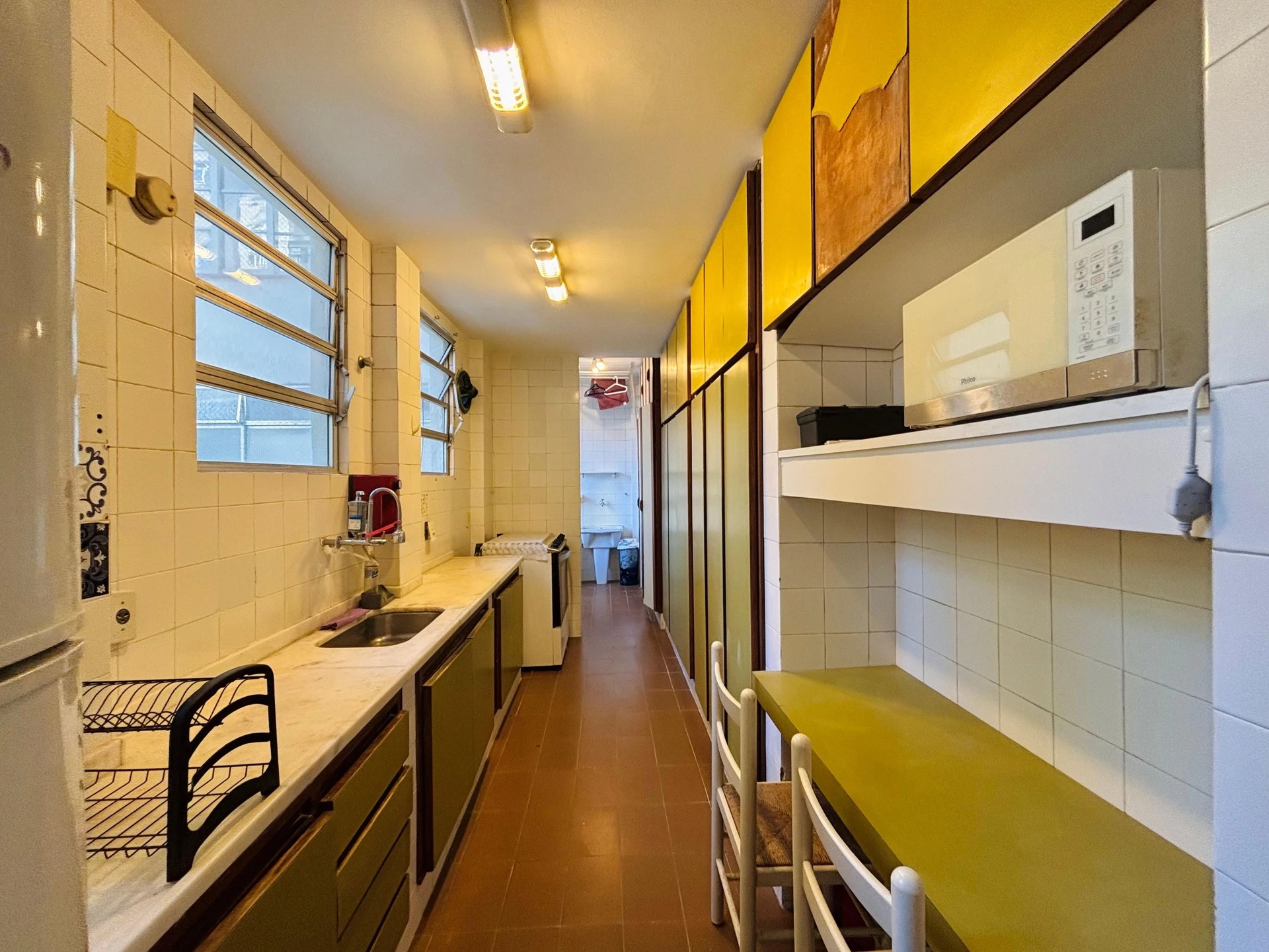 Apartamento mobiliado com 3 quartos e 2 banheiros — photo 4