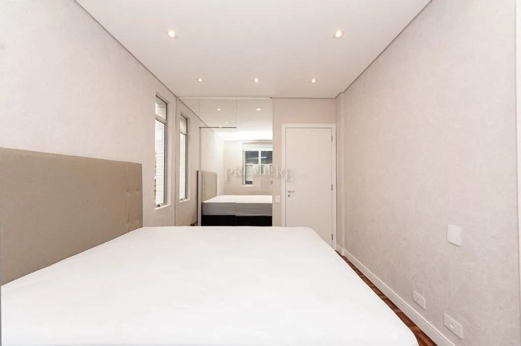 137 m² apartment with 3 bedrooms and 1 parking spot — photo 21