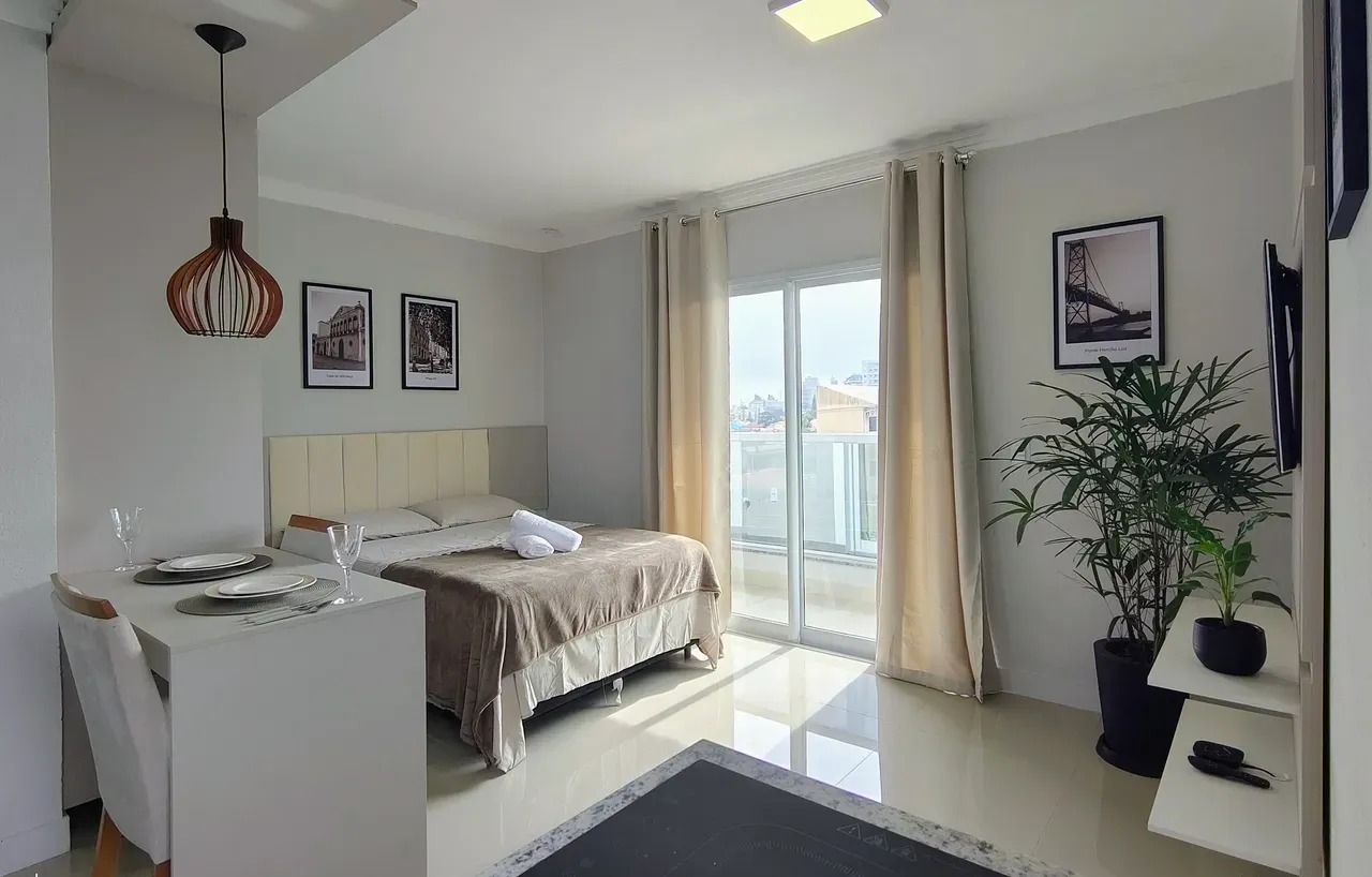 Furnished 30 m² studio in Florianópolis